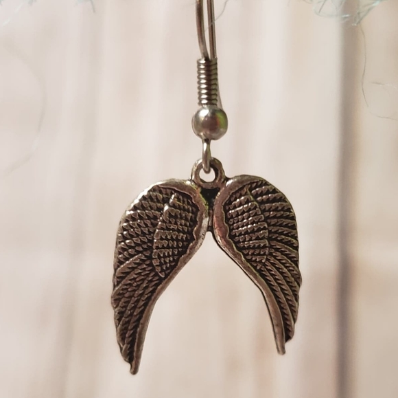 ✔️Rustic silver double wing earring - Picture 2 of 2